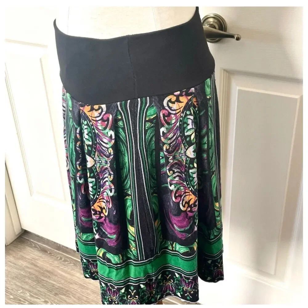 Ric Rac green pattern skirt - Picture 4 of 12